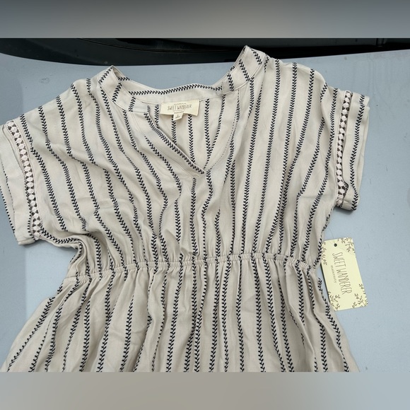 •Sweet Wanderer• Maternity Dress - Picture 3 of 10